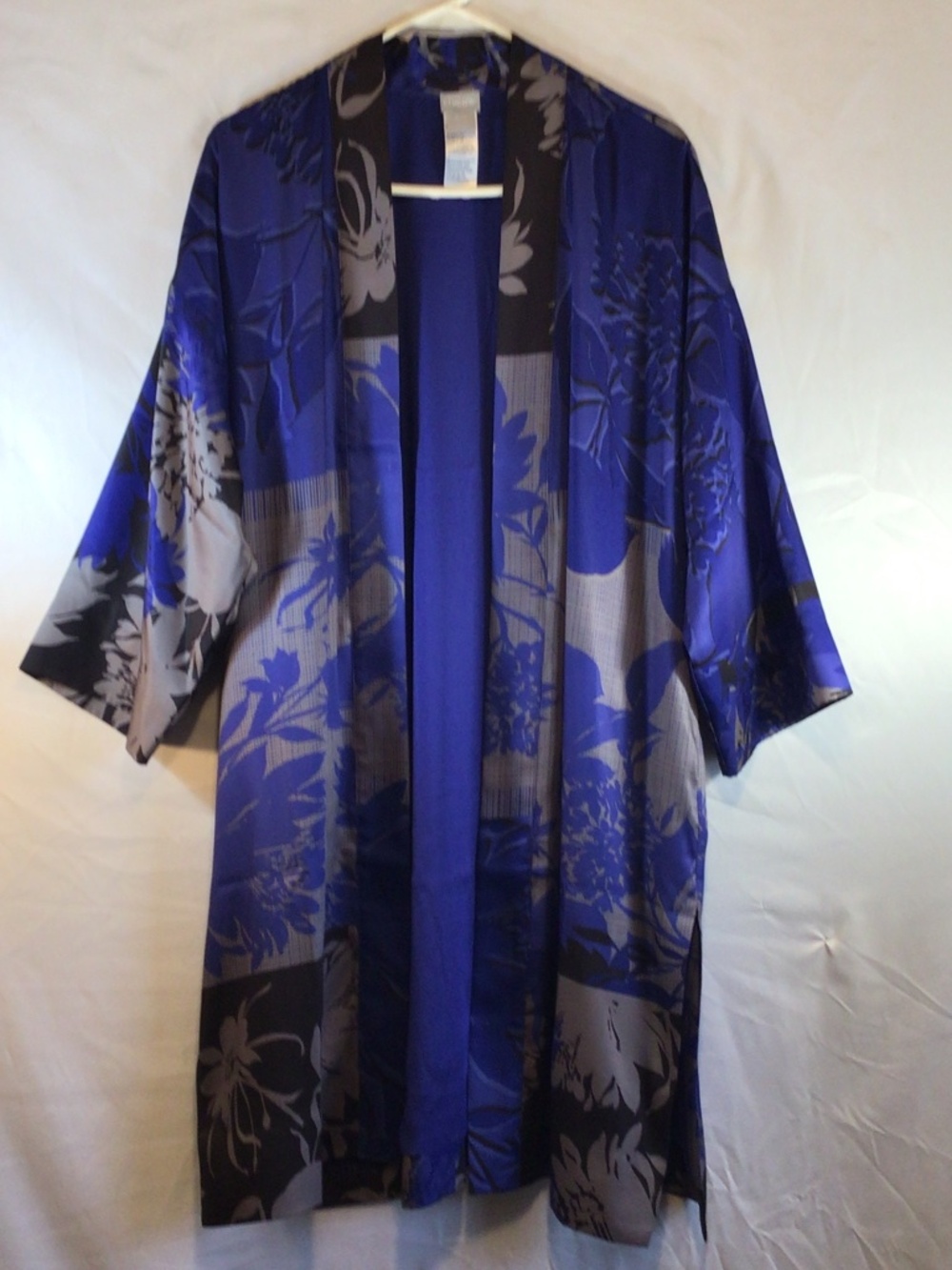 Chico’s Blue Satin Floral Kimono S/M Duster Open Front Topper Resort Elegant